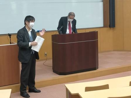 国文学会研究発表会・総会の様子1